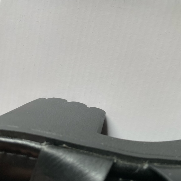 Womens strappy heeled sandals *AS IS* - Picture 7 of 8